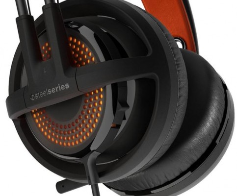 1463997738-8392-SteelSeries-Siberia-350-2