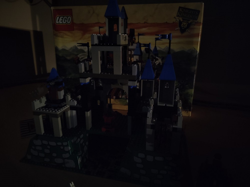 A very hard to see LEGO set