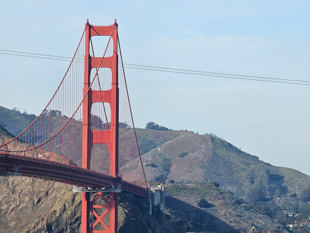 A close shot of the Golden Gate Bridge